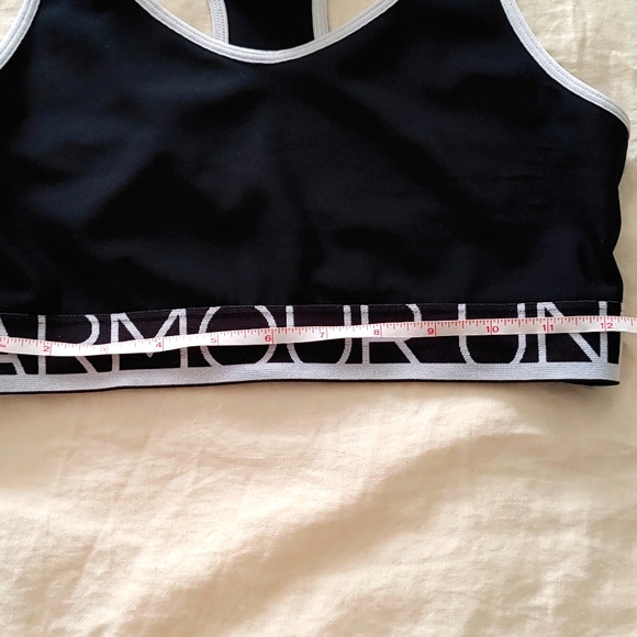 Under Armour Women’s HeatGear Sports Bra - Picture 5 of 5